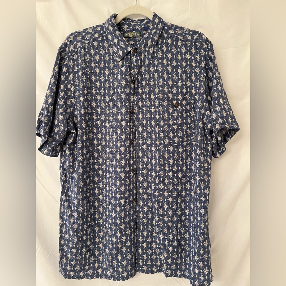 Campia Men's Blue Patterned Shirt